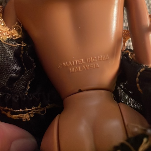 VINTAGE BARBIE - Picture 7 of 7